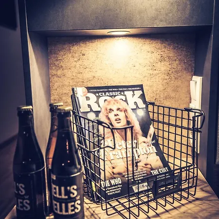 Rock&chill Falter فندق